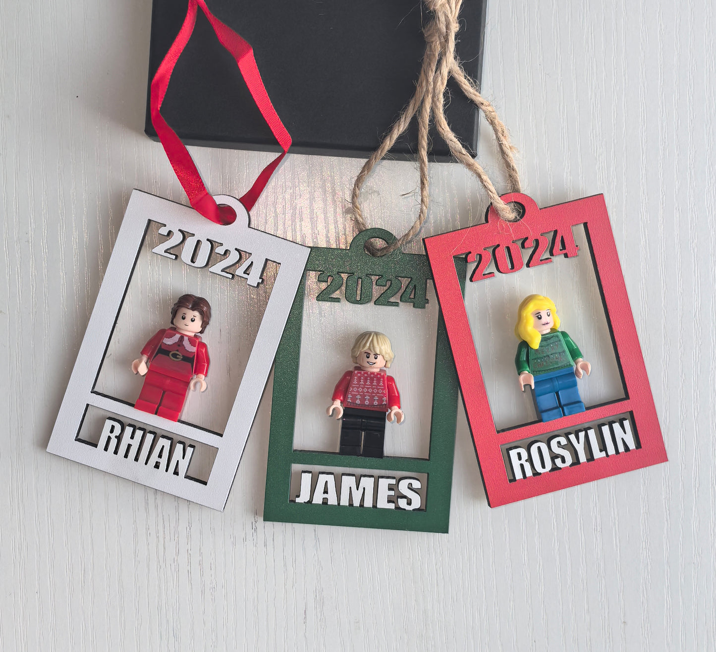 Brick Minifigure Holder Ornament w/ Name & Holiday Minifigure, Personalized Minifig Holder, Brick Christmas Ornament, Customized Unique Gift
