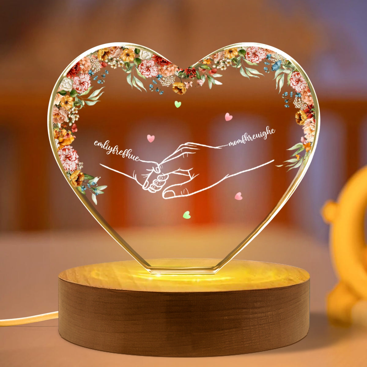 Personalized Name Mom And Kid Hands Premium Crystal Heart LED, A Timeless Treasure for Mom