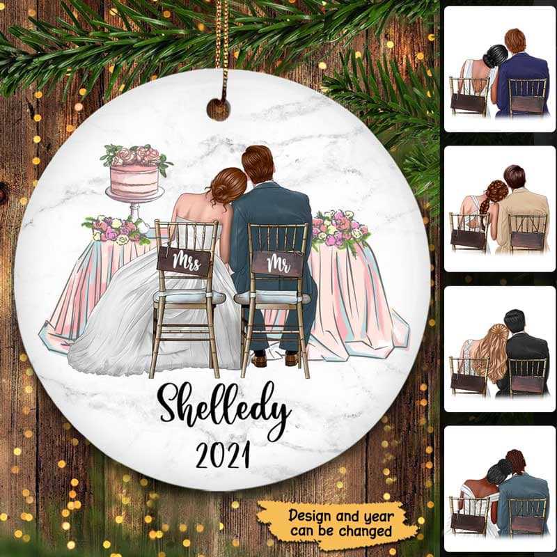 Newlywed Christmas Personalized Circle Ornaments