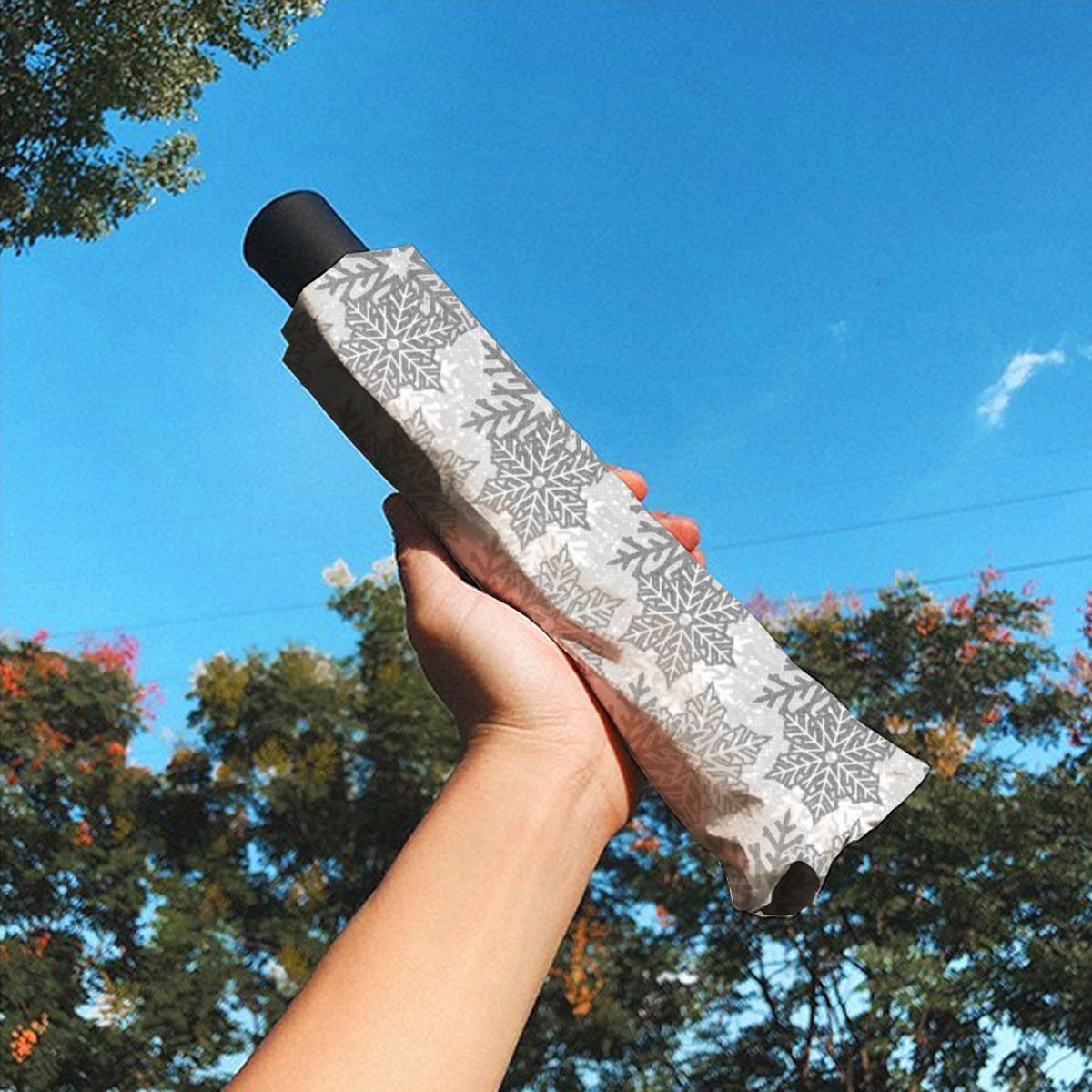 Silver Glitter Snowflakes Brushed Polyester Umbrella No.T7YLD5